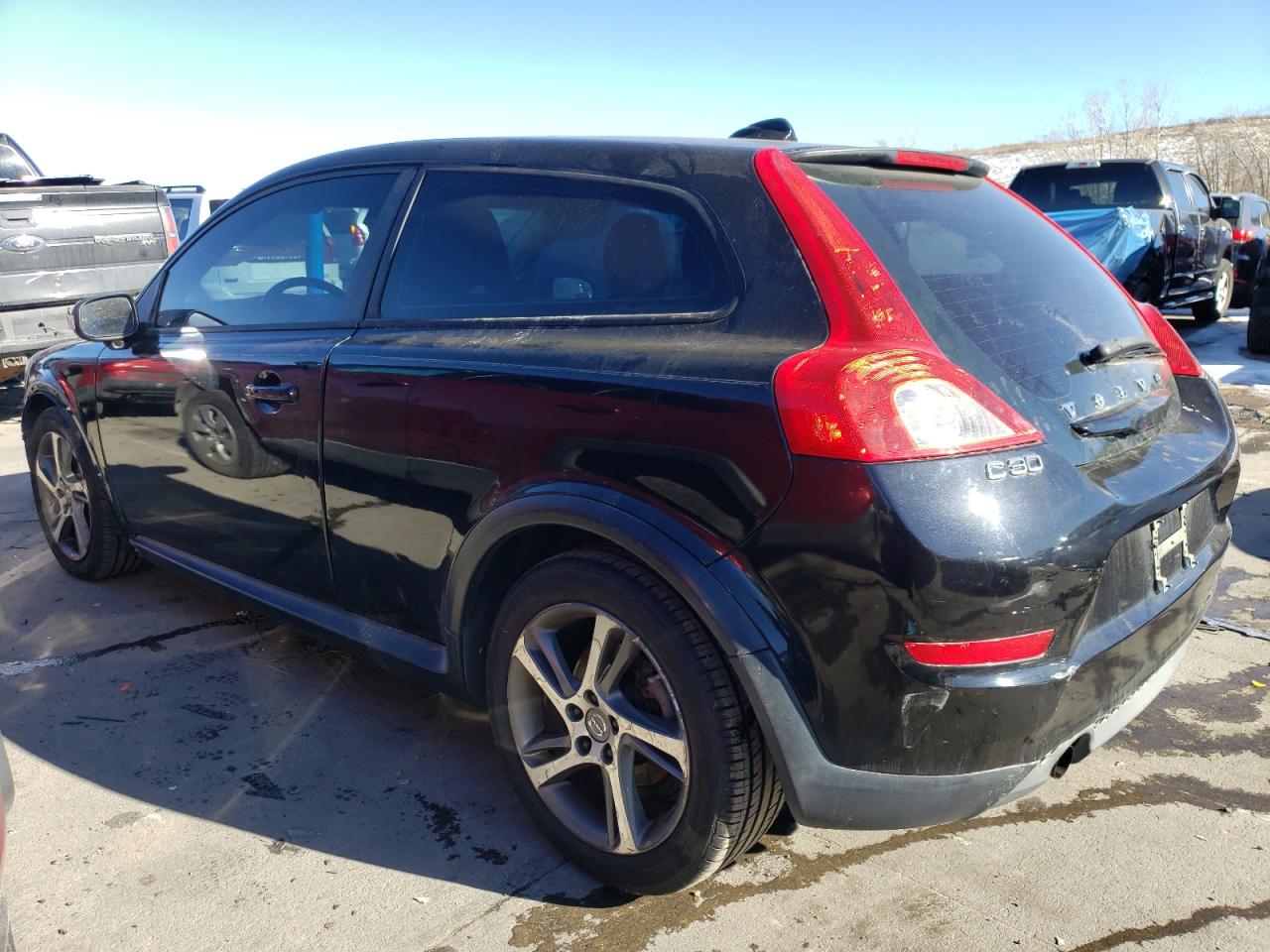 2012 Volvo C30 VIN YV1672MK5C2285472 Copart auction photo, front end / hail damage thumbnail 2