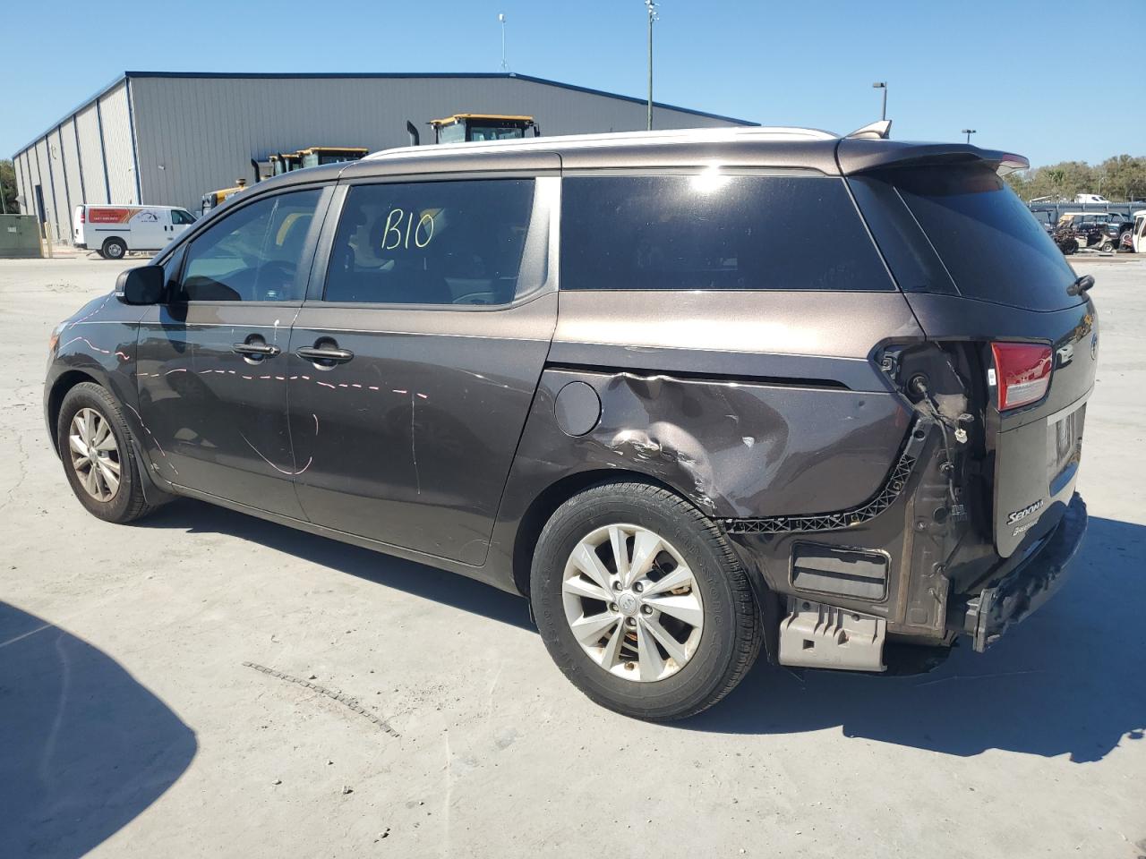 2016 KIA Sedona VIN KNDMB5C15G6193105 Copart auction photo, rear end damage thumbnail 2