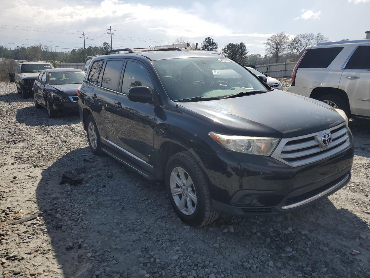 2011 Toyota Highlander VIN 5TDZK3EHXBS049983 Copart auction photo, rear end damage thumbnail 4