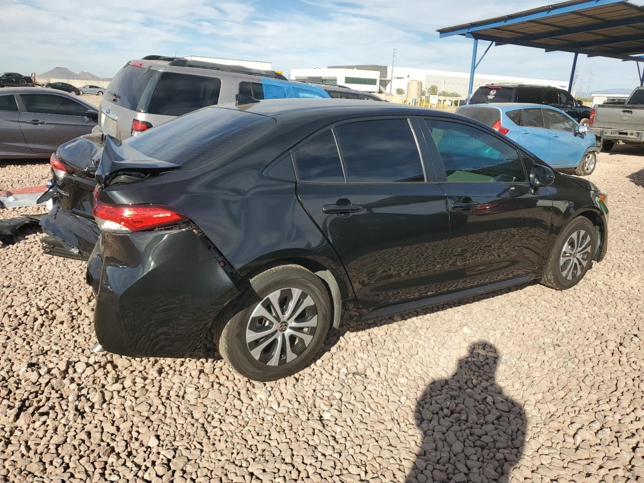 2022 Toyota Corolla VIN JTDEAMDE1NJ057762 Copart auction photo, rear end damage thumbnail 3