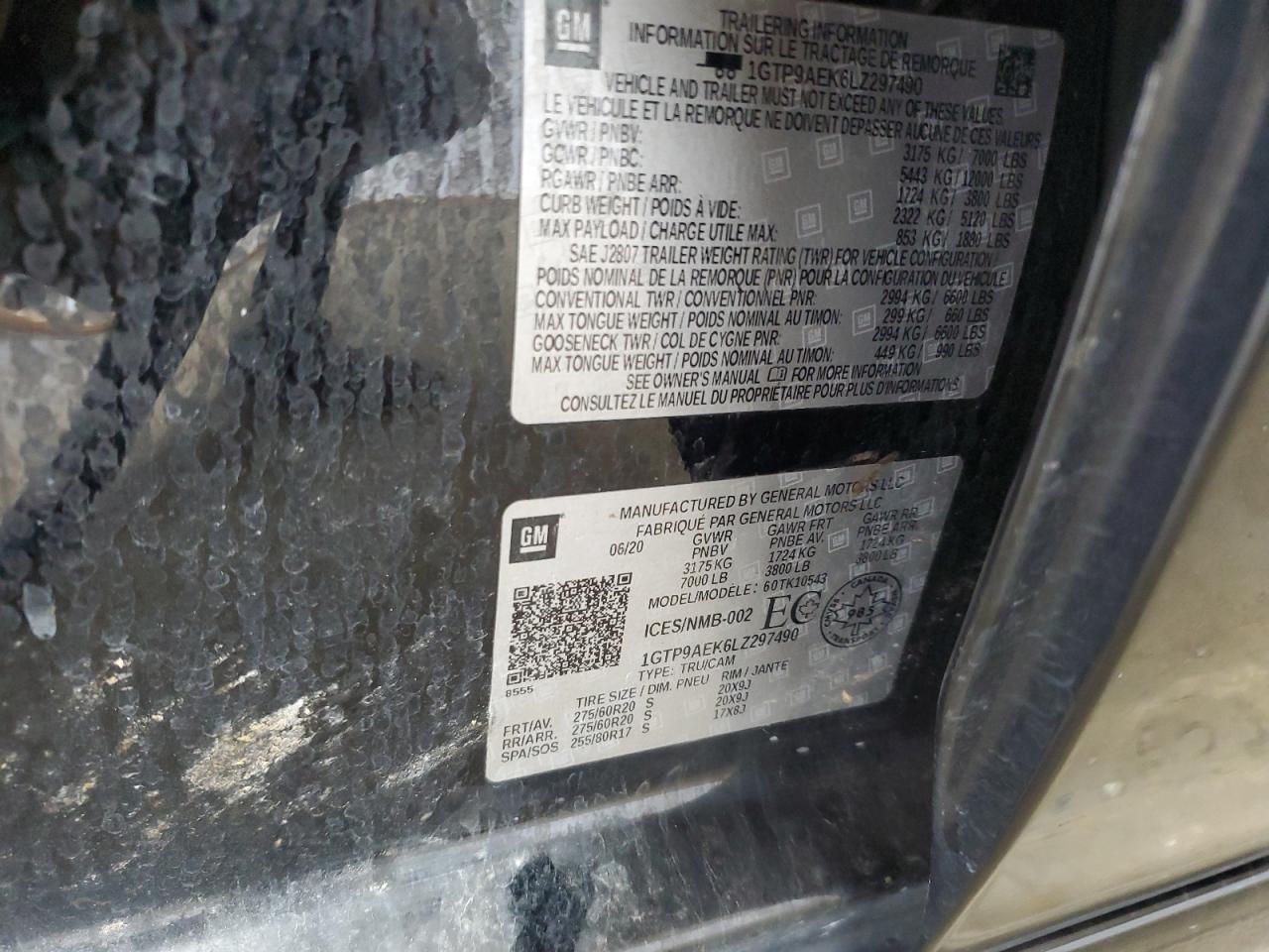 2020 GMC Sierra VIN 1GTP9AEK6LZ297490 Copart auction photo, front end / minor dent/scratches damage thumbnail 12