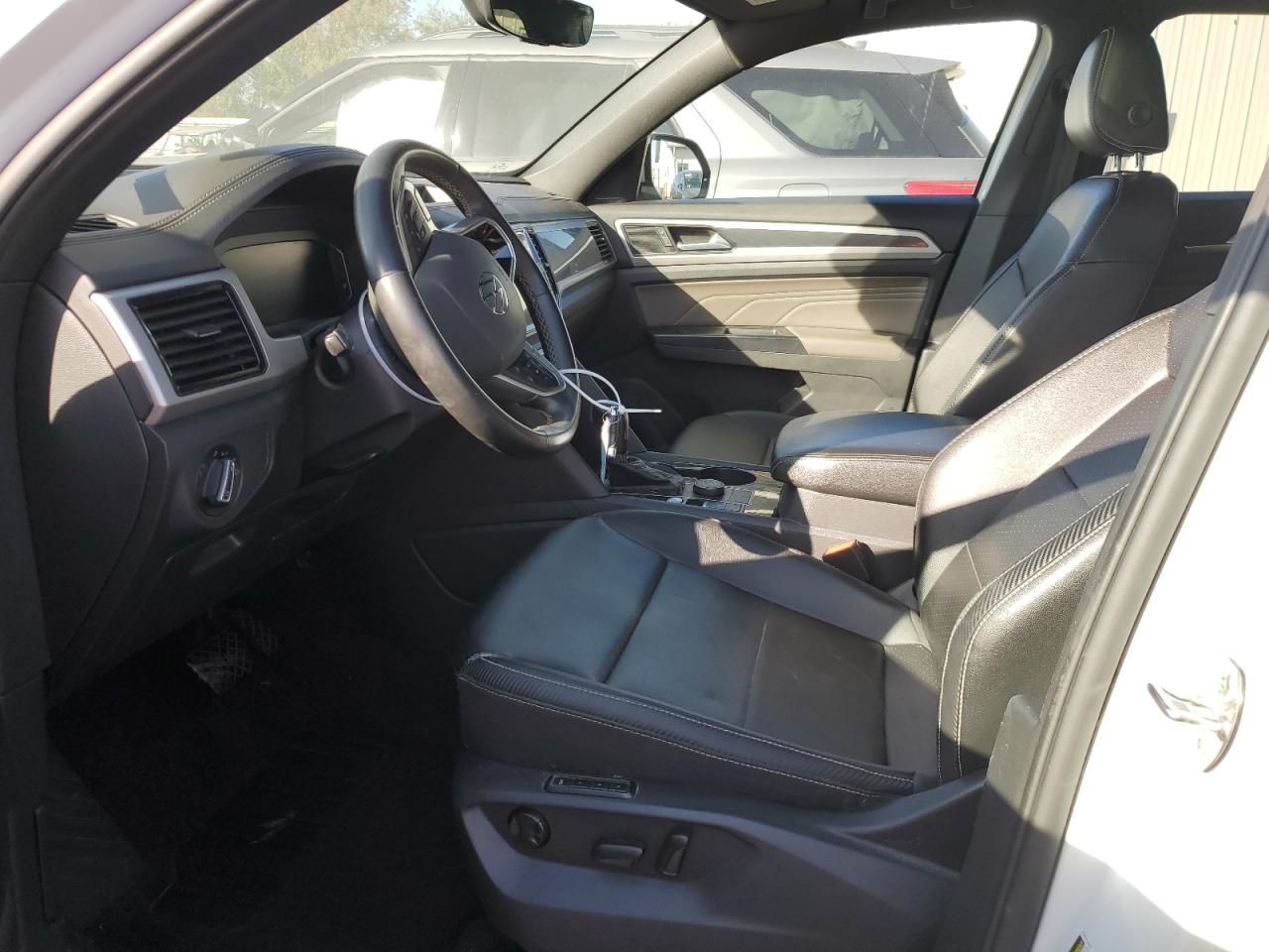 2021 Volkswagen Atlas VIN 1V2BC2CA8MC217248 Copart auction photo, front end / minor dent/scratches damage thumbnail 7