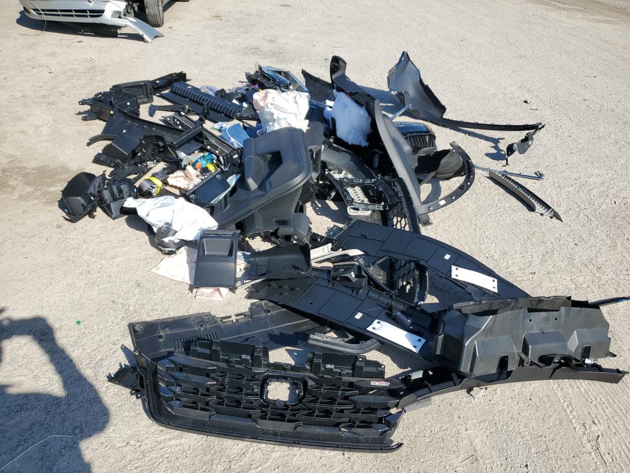 2025 Honda CR-V VIN 2HKRS3H29SH301249 Copart auction photo, front end damage thumbnail 15
