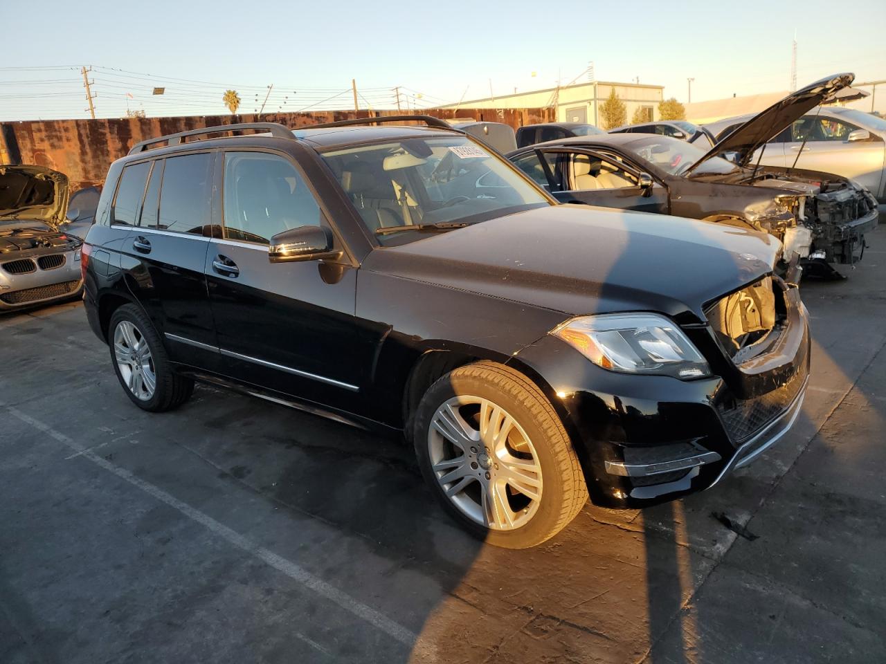 2015 Mercedes-Benz GLK-klasse VIN WDCGG5HB6FG429277 Copart auction photo, all over damage thumbnail 4