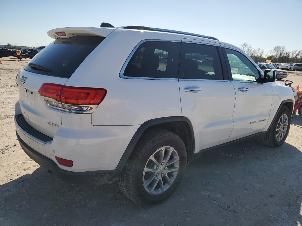 2016 Jeep Grand Cherokee VIN 1C4RJEBG2GC320599 Copart auction photo, normal wear / minor dent/scratches damage thumbnail 3