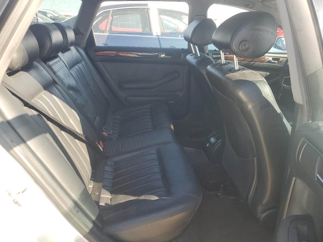 2000 Audi A6 VIN WAULH24B6YN134617 Copart auction photo, water/flood damage thumbnail 11