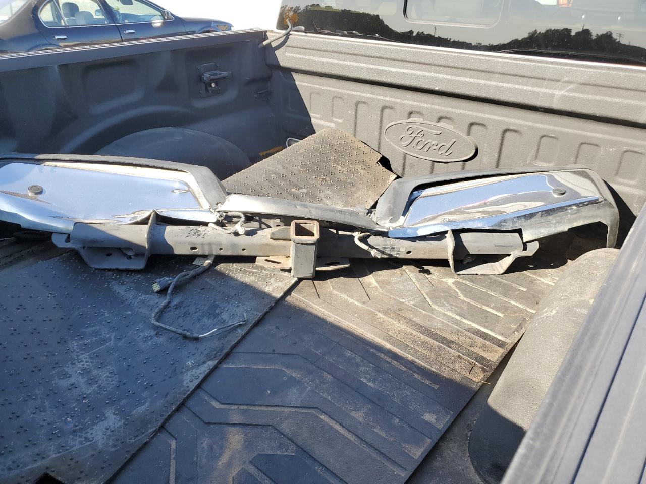 2018 Ford F-150 VIN 1FTEW1E55JKC06600 Copart auction photo, rear end damage thumbnail 12