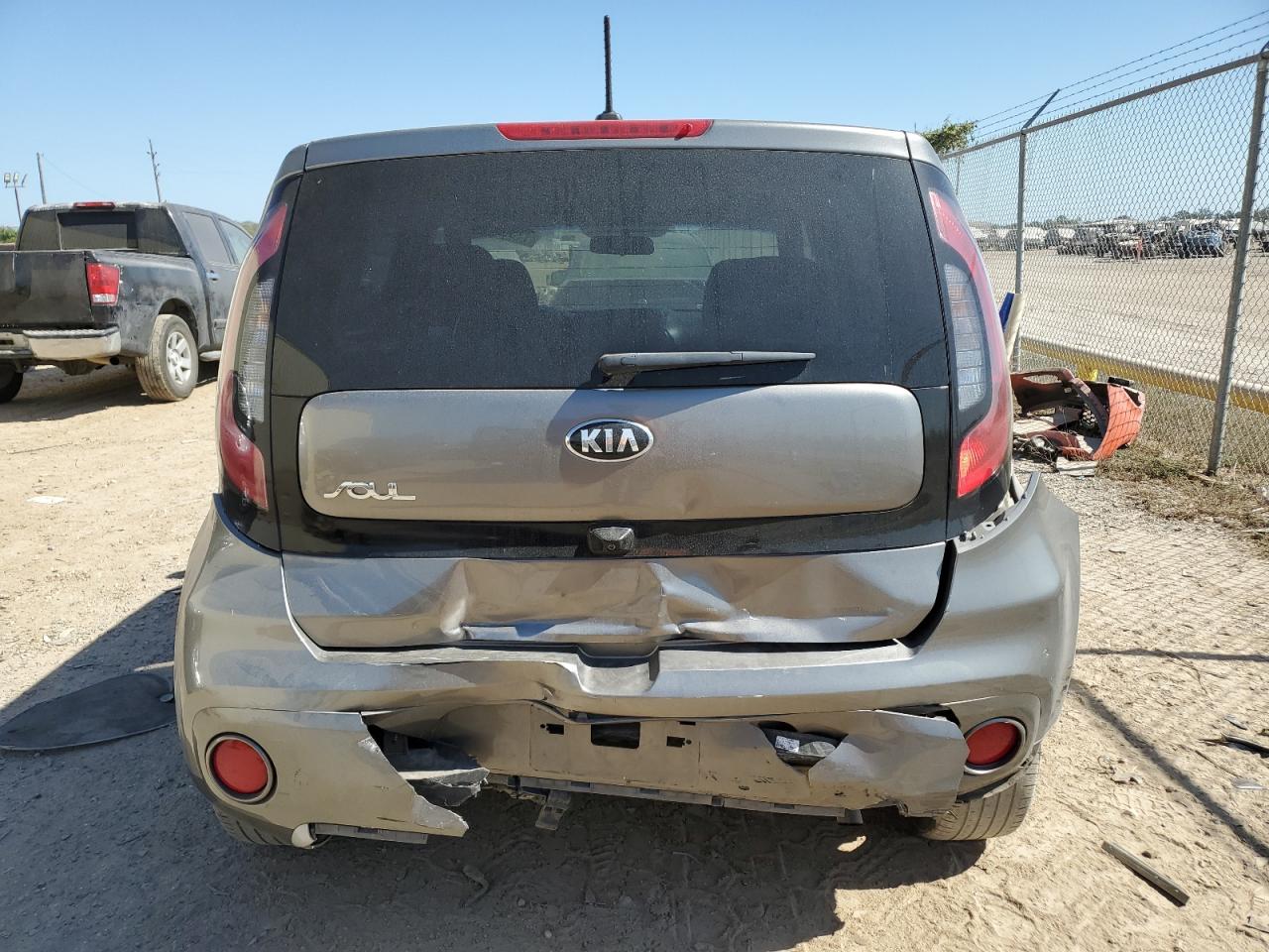 2019 KIA Soul VIN KNDJP3A5XK7675120 Copart auction photo, rear end / minor dent/scratches damage thumbnail 6