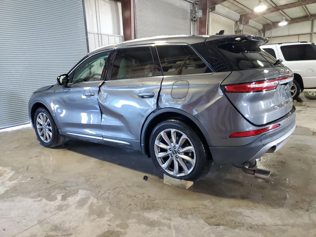2021 Lincoln Corsair VIN 5LMCJ1C96MUL11448 Copart auction photo, all over damage thumbnail 2