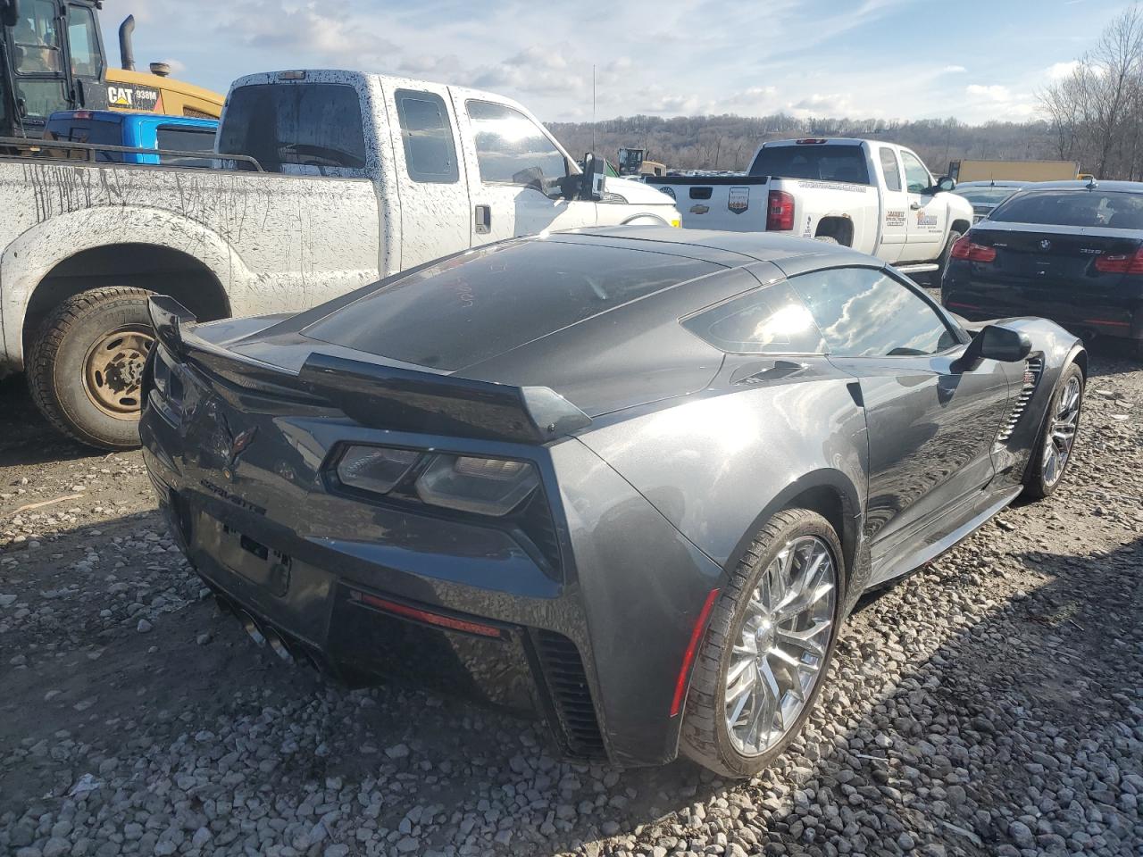 2017 Chevrolet Corvette VIN 1G1YU2D64H5605132 Copart auction photo, vandalism damage thumbnail 3