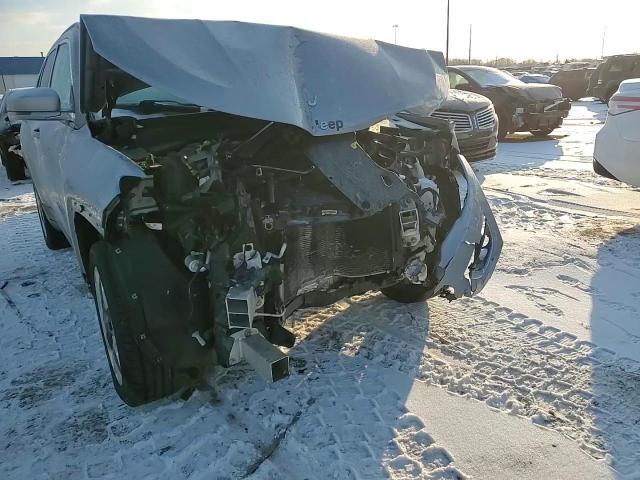 2017 Jeep Compass VIN 3C4NJDCBXHT679958 Copart auction photo, front end damage thumbnail 11