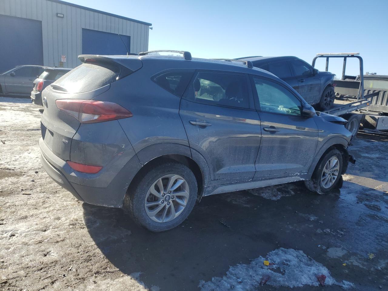 2017 Hyundai Tucson VIN KM8J3CA41HU423619 Copart auction photo, front end damage thumbnail 3