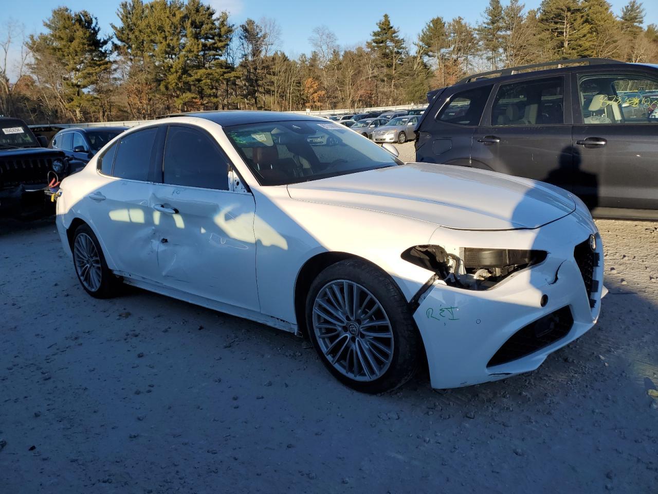 2017 Alfa Romeo Giulia VIN ZARFAEEN2H7561222 Copart auction photo, all over damage thumbnail 4