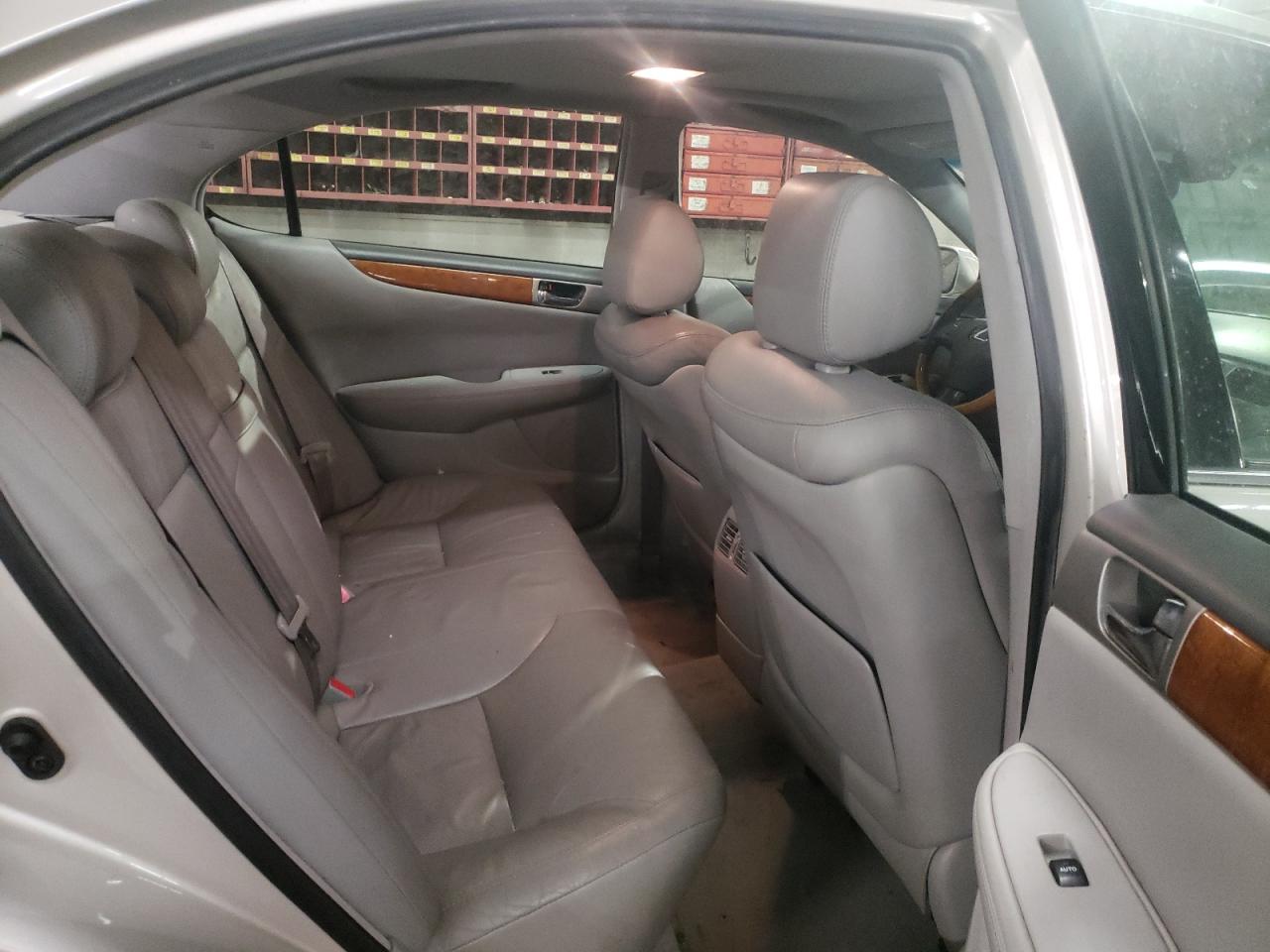 2005 Lexus ES VIN JTHBA30G155120144 Copart auction photo, rear end / front end damage thumbnail 10