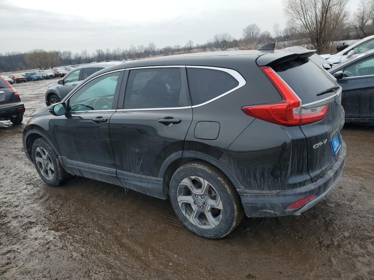 2019 Honda CR-V VIN 2HKRW2H56KH631343 Copart auction photo, undercarriage / side damage thumbnail 2