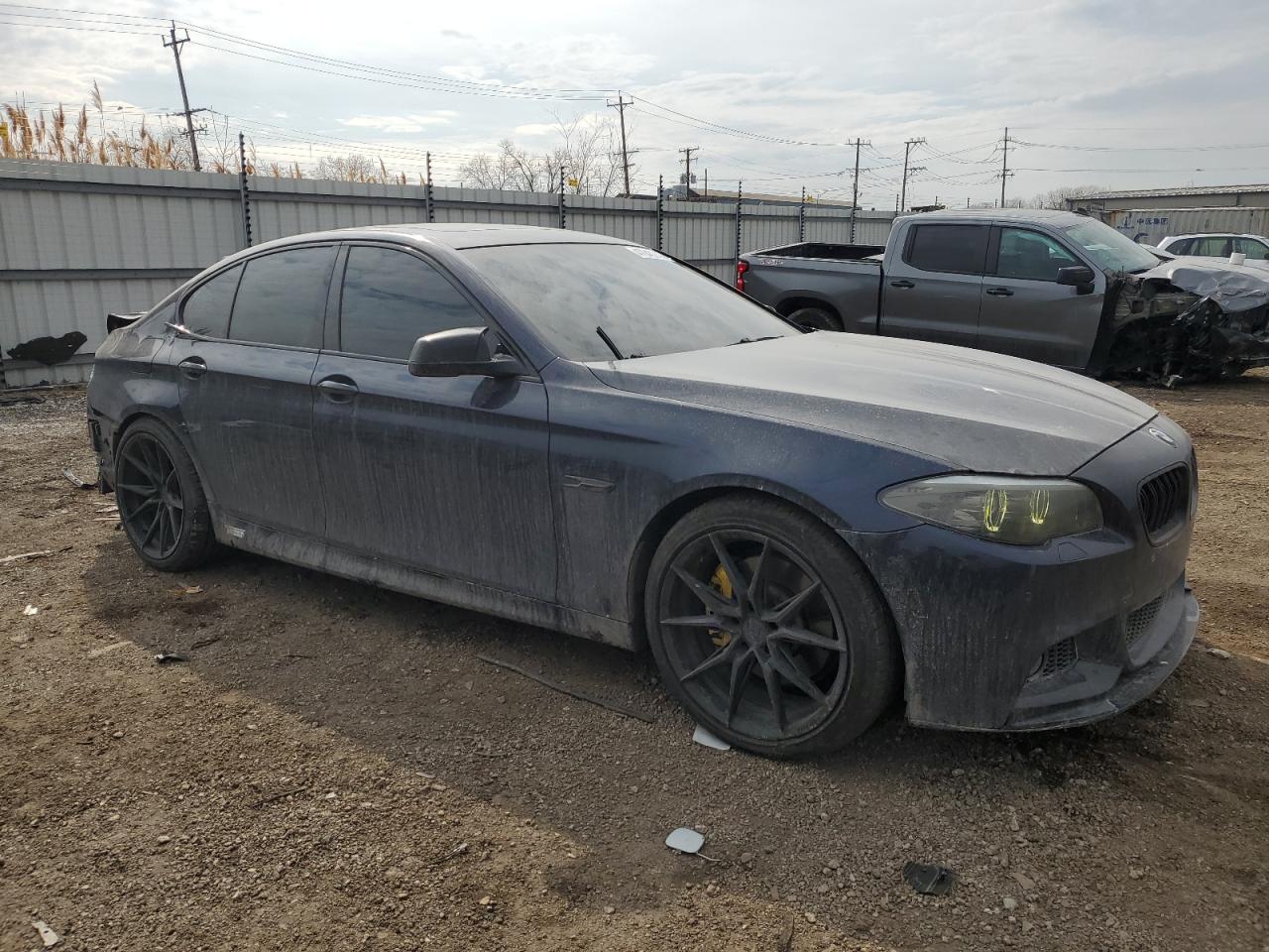 2013 BMW 5er VIN WBAFU7C54DDU70011 Copart auction photo, rear end damage thumbnail 4