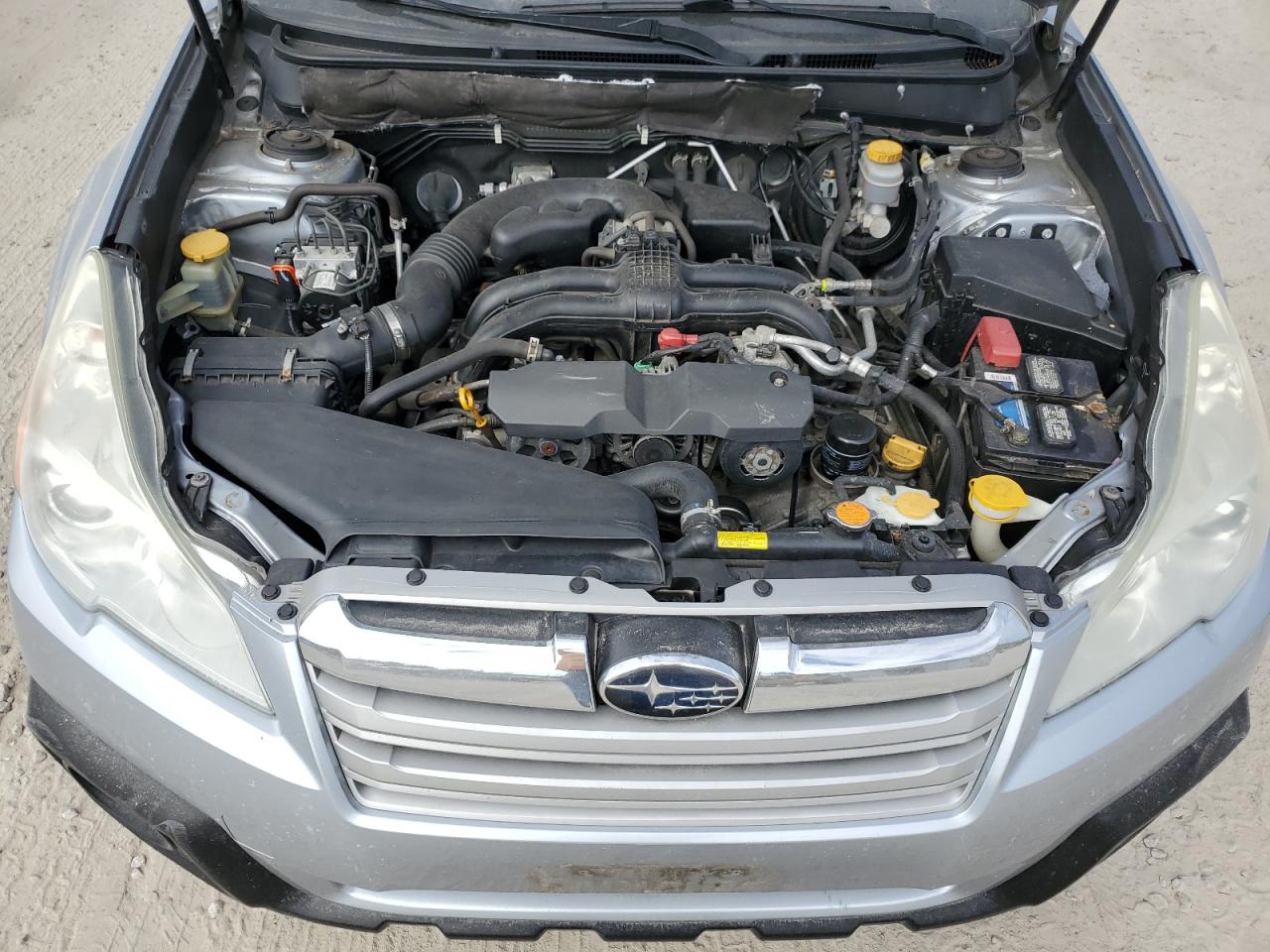 2014 Subaru Outback VIN 4S4BRBCC6E3328458 Copart auction photo, rear end / minor dent/scratches damage thumbnail 12