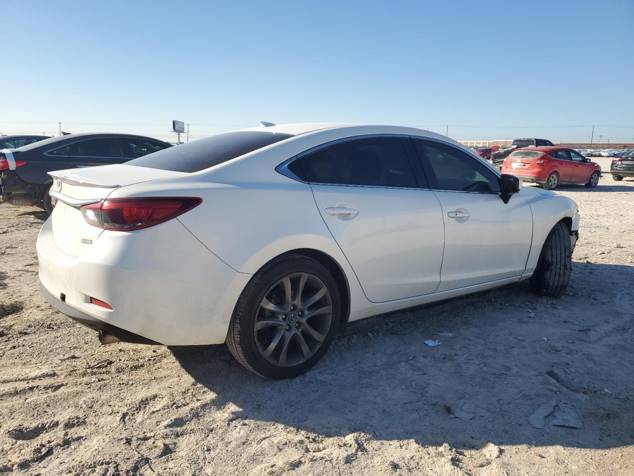 2016 Mazda 6 VIN JM1GJ1W54G1469018 Copart auction photo, front end / minor dent/scratches damage thumbnail 3
