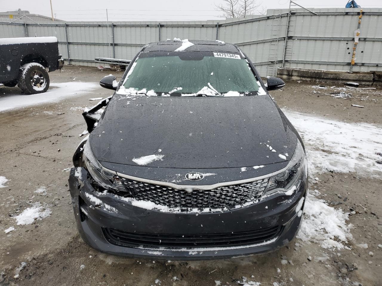 2017 KIA Optima VIN 5XXGU4L34HG149747 Copart auction photo, front end / rear end damage thumbnail 5