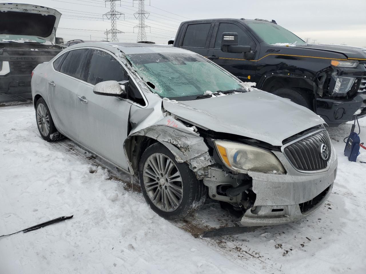 2015 Buick Verano VIN 1G4PT5SVXF4189166 Copart auction photo, front end / minor dent/scratches damage thumbnail 4