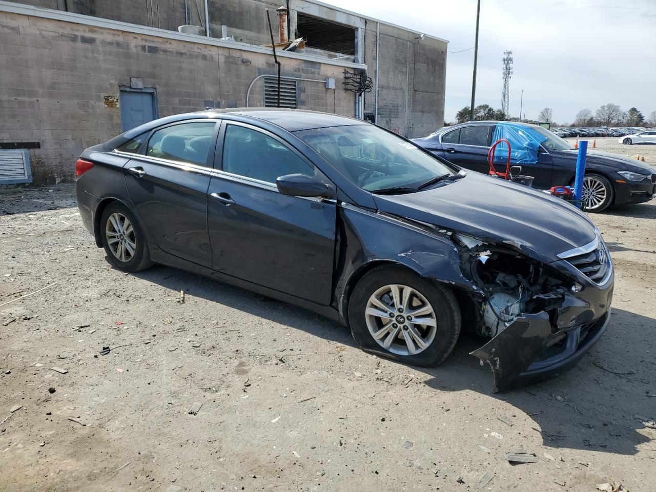 2013 Hyundai Sonata VIN 5NPEB4AC0DH677588 Copart auction photo, front end / minor dent/scratches damage thumbnail 4