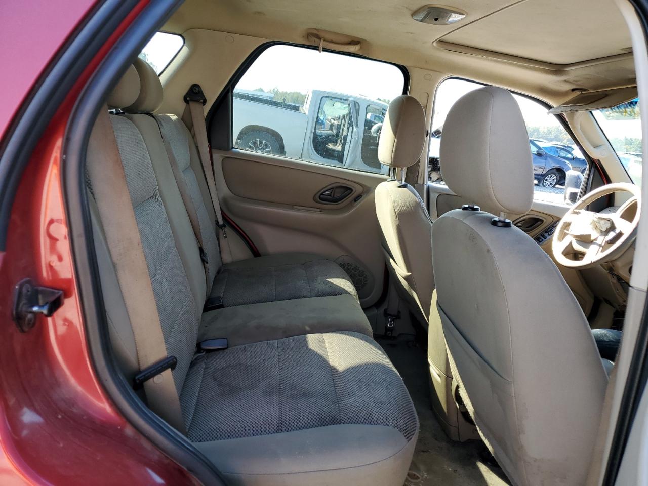 2005 Ford Escape VIN 1FMYU03155KB19844 Copart auction photo, front end / side damage thumbnail 12