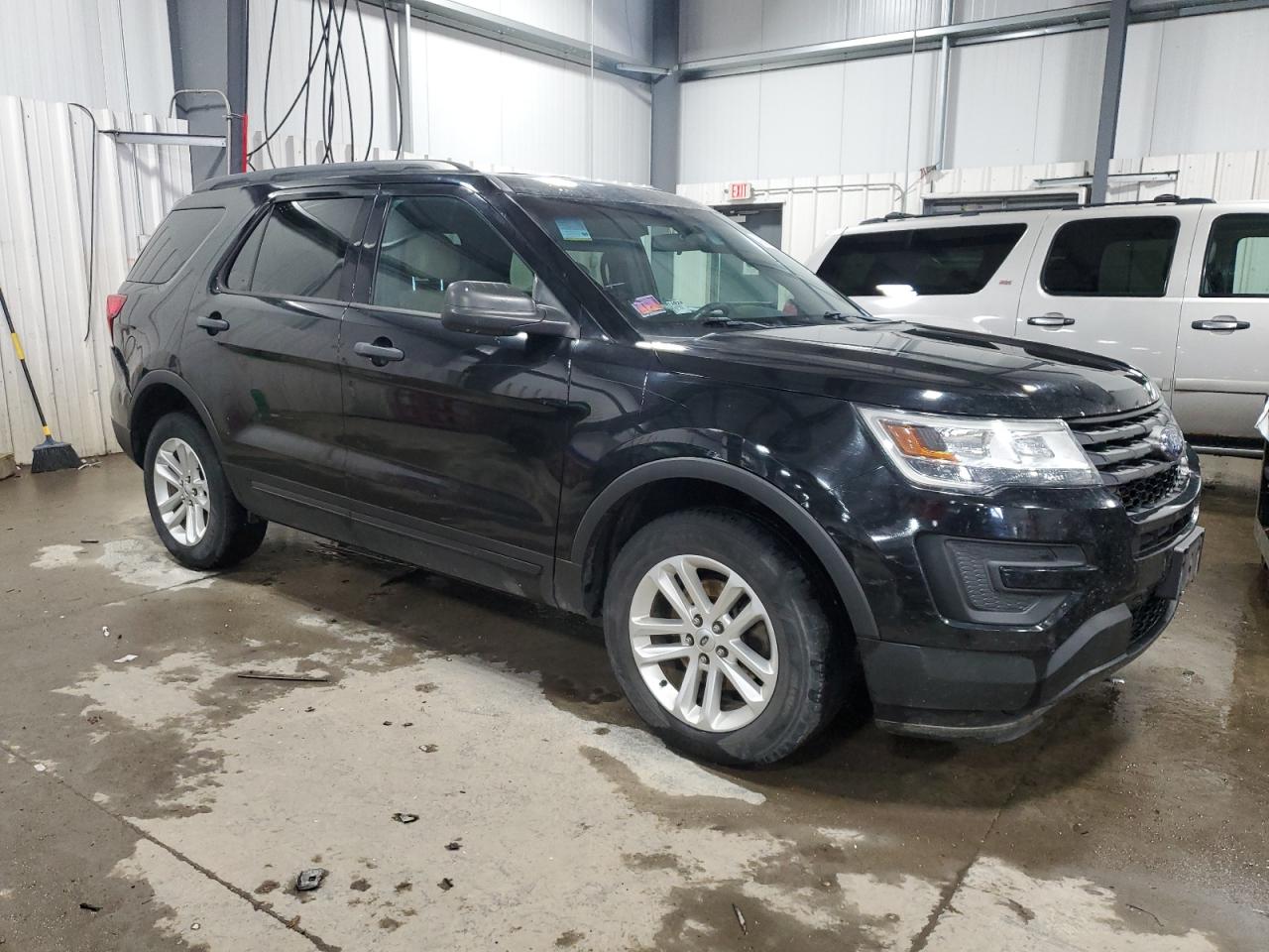 2016 Ford Explorer VIN 1FM5K8B84GGB16834 Copart auction photo, rear end damage thumbnail 4