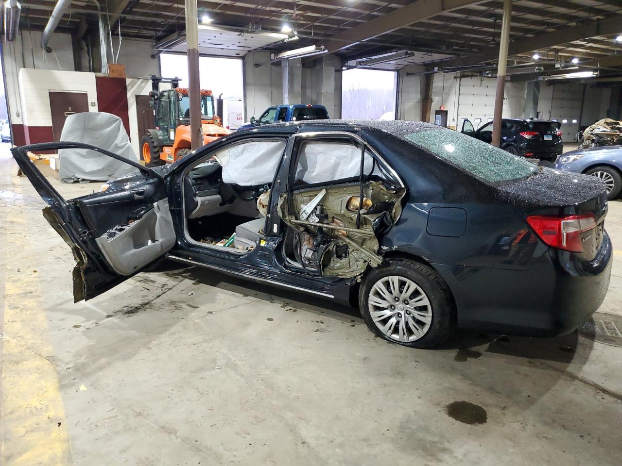 2014 Toyota Camry VIN 4T1BF1FKXEU469257 Copart auction photo, all over damage thumbnail 2