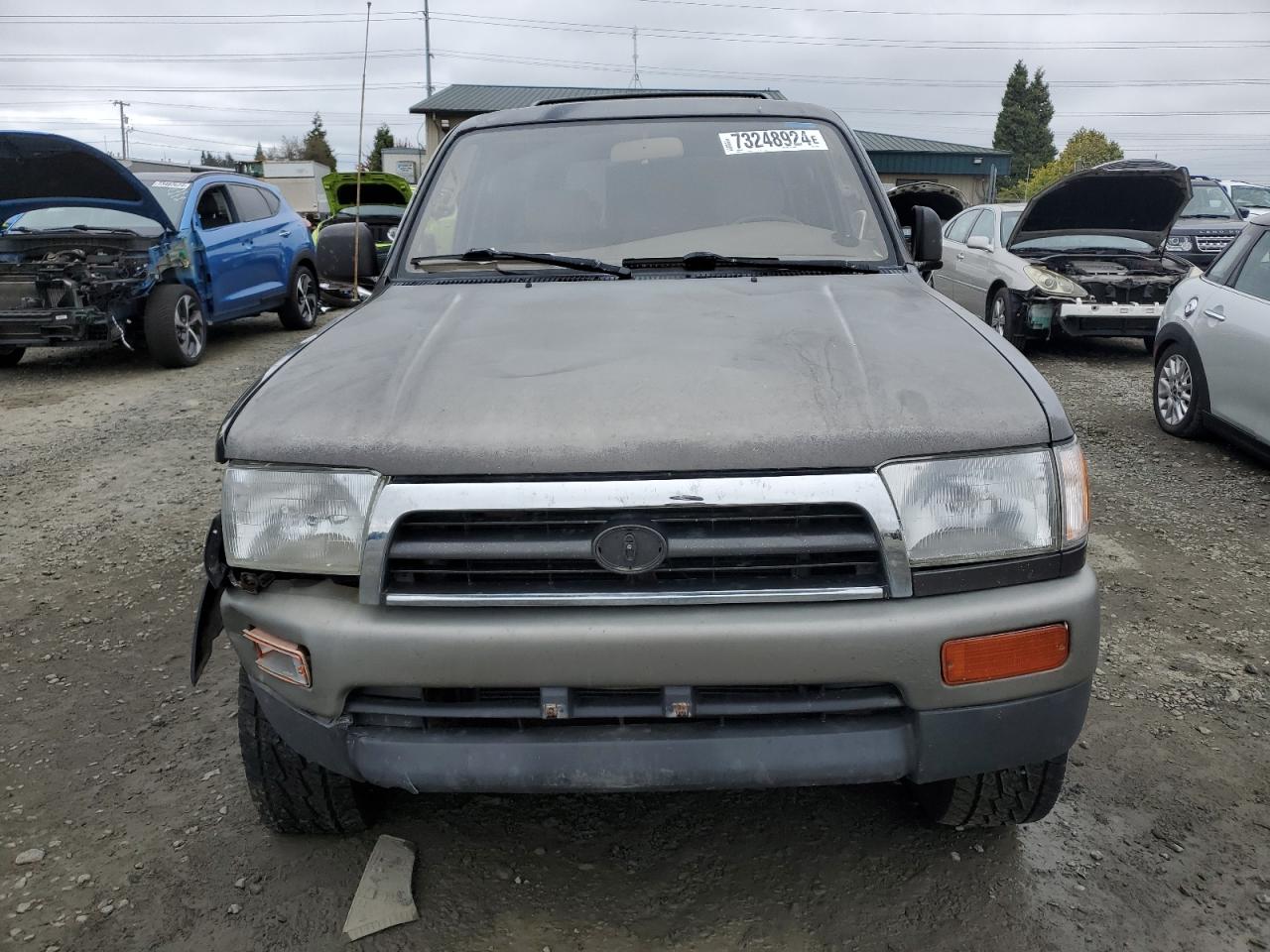 1997 Toyota 4Runner VIN JT3GN86R4V0019859 Copart auction photo, front end / side damage thumbnail 5