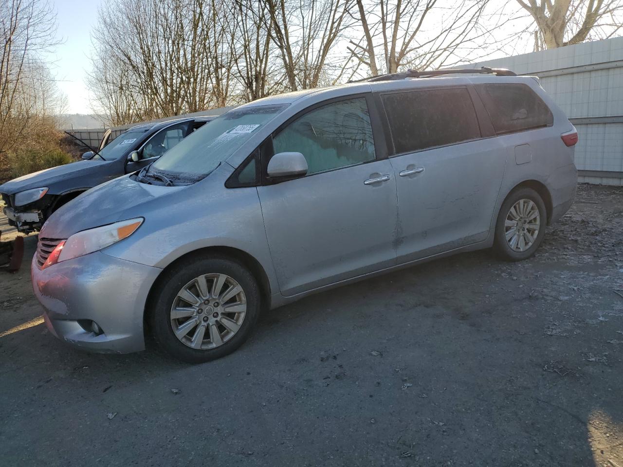 2015 Toyota Sienna VIN 5TDDK3DC7FS117341