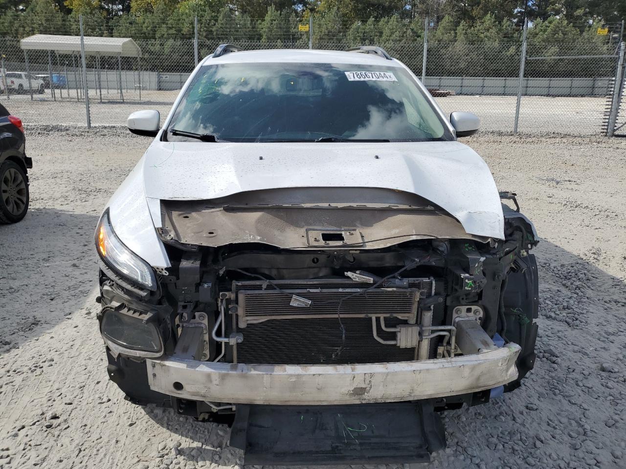 2018 Jeep Grand Cherokee VIN 1C4PJLCB1JD558783 Copart auction photo, front end / side damage thumbnail 5
