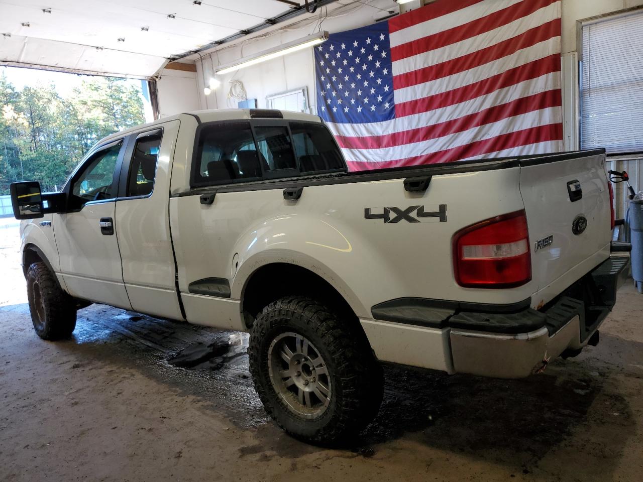 2009 Ford F-150 VIN 1FTRX04809KC51024 Copart auction photo, minor dent/scratches damage thumbnail 2