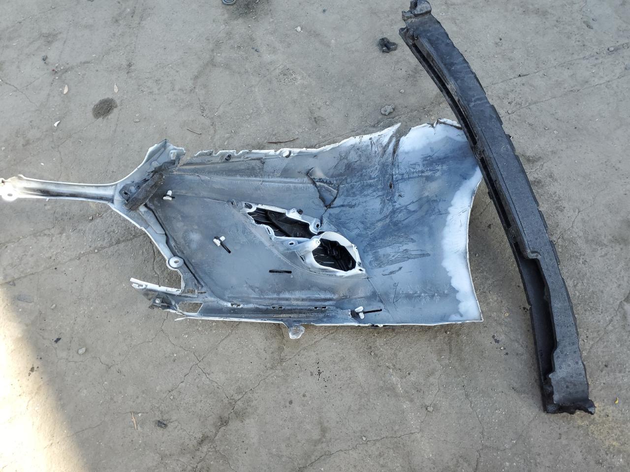 2022 Toyota Camry VIN 4T1G31AK2NU595036 Copart auction photo, front end damage thumbnail 14