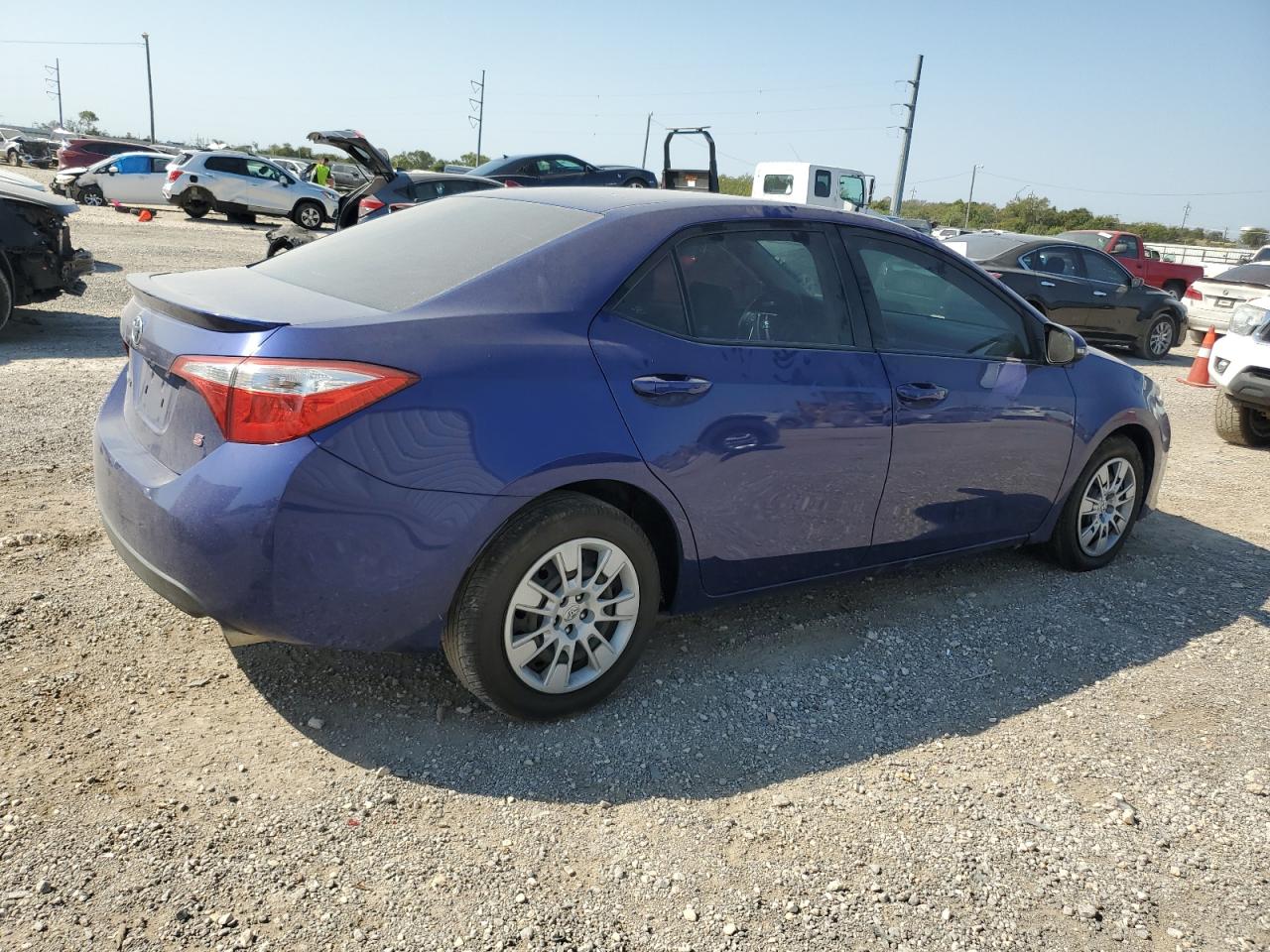 2015 Toyota Corolla VIN 5YFBURHE1FP198958 Copart auction photo, side damage thumbnail 3