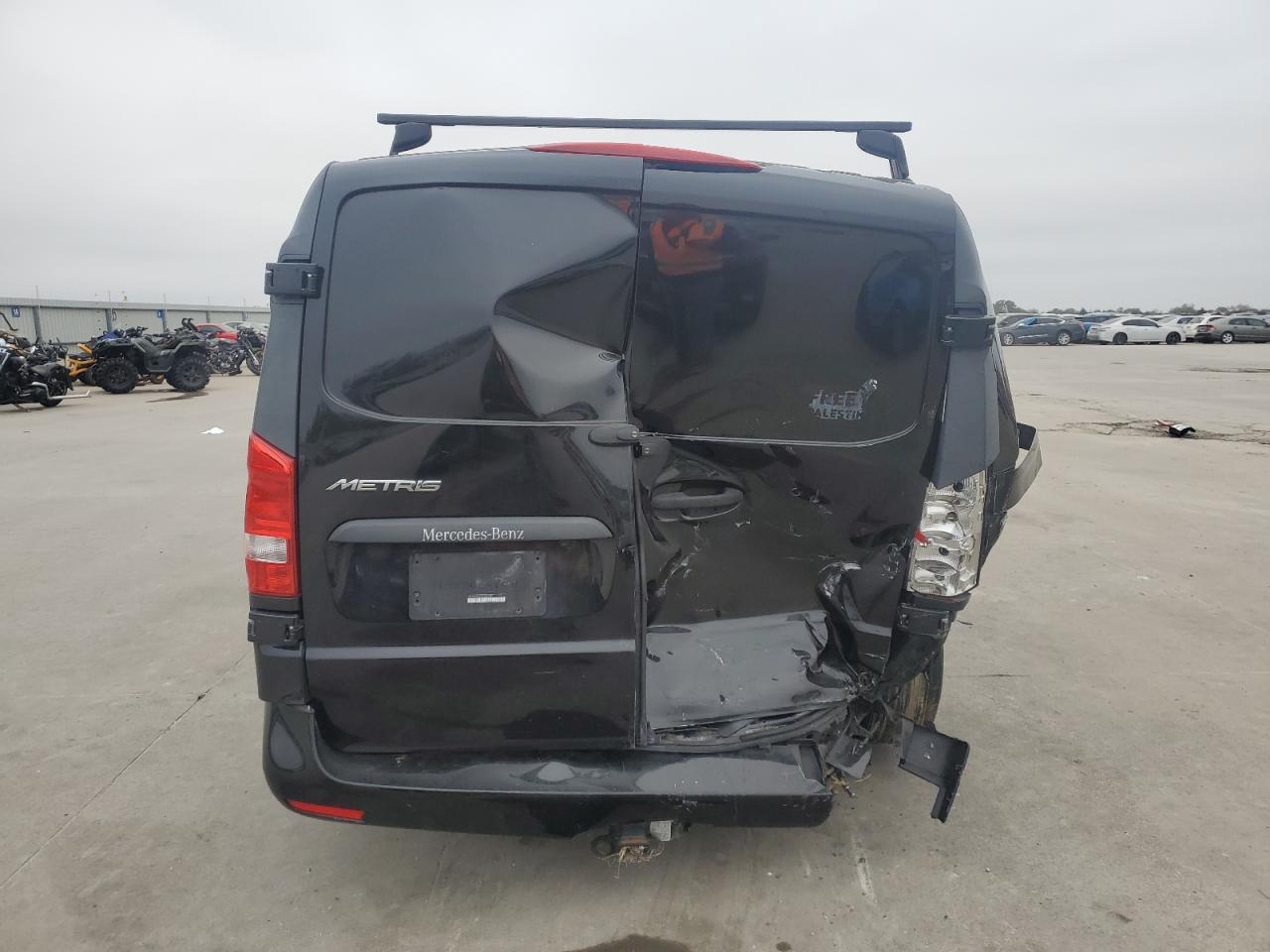 2018 Mercedes-Benz Metris VIN WD3PG3EA7J3386598 Copart auction photo, rear end / side damage thumbnail 6