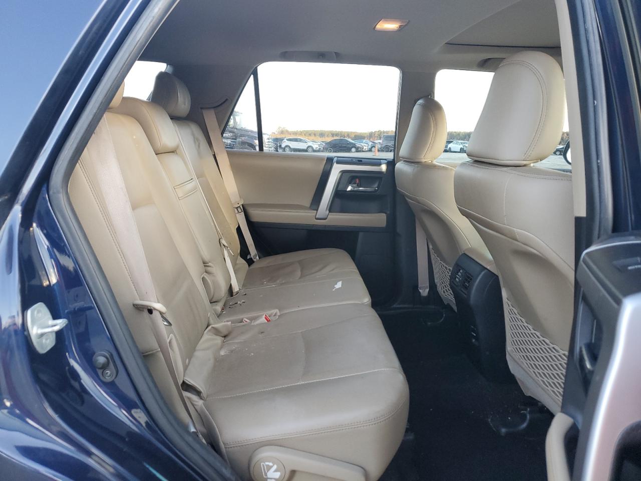2018 Toyota 4Runner VIN JTEZU5JR2J5169622 Copart auction photo, front end / minor dent/scratches damage thumbnail 11