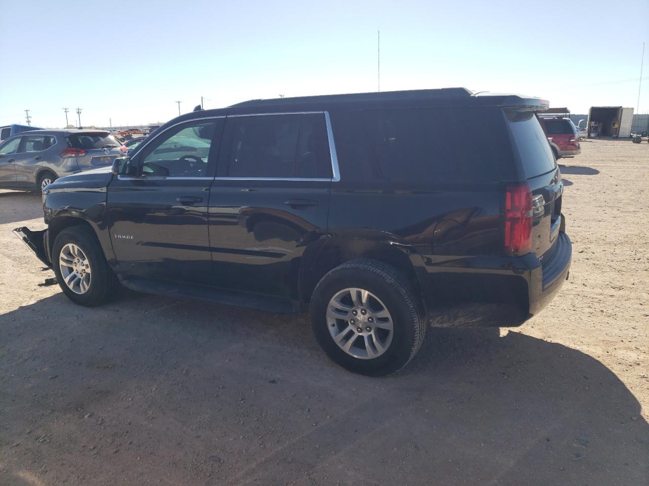2018 Chevrolet Tahoe VIN 1GNSCAKC8JR194018 Copart auction photo, front end damage thumbnail 2