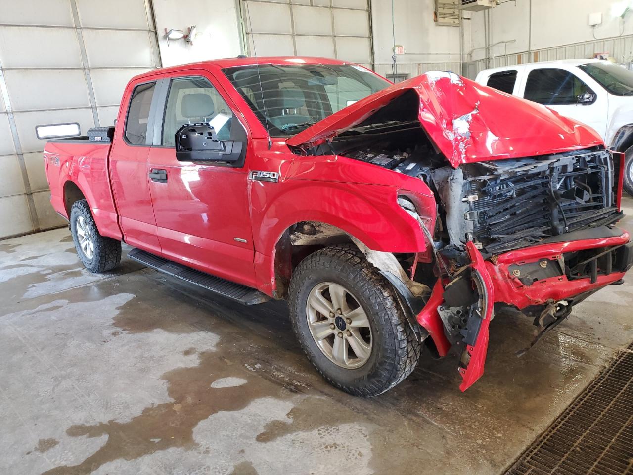 2015 Ford F-150 VIN 1FTEX1EP9FFA78361 Copart auction photo, front end / side damage thumbnail 4