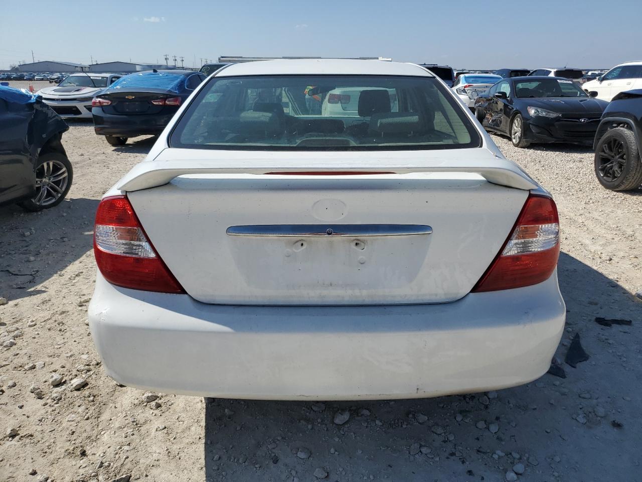 2002 Toyota Camry VIN JTDBE32K120108074 Copart auction photo, front end damage thumbnail 6