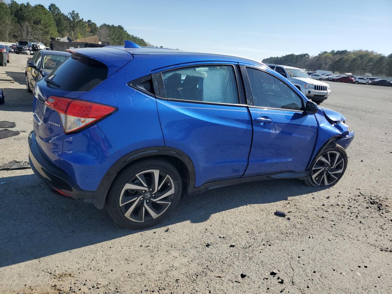2019 Honda HR-V VIN 3CZRU5H1XKG702194 Copart auction photo, front end / minor dent/scratches damage thumbnail 3