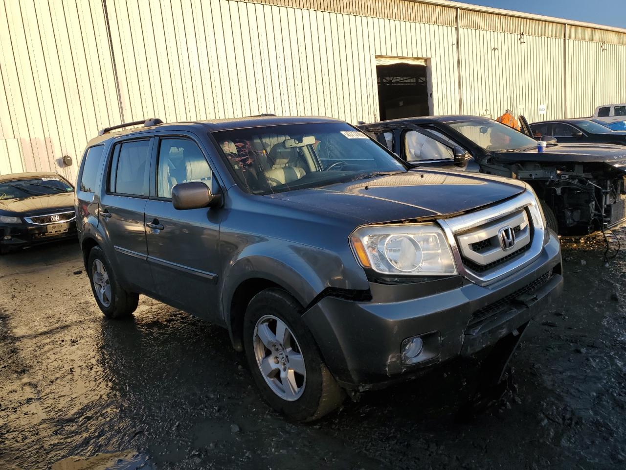 2011 Honda Pilot VIN 5FNYF4H50BB068991 Copart auction photo, front end damage thumbnail 4