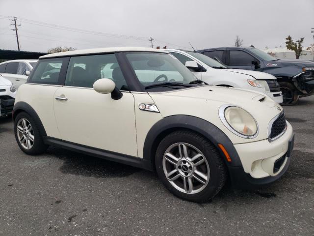 2011 MINI Cooper VIN WMWSV3C56BTY10833 Copart auction photo, mechanical damage thumbnail 4