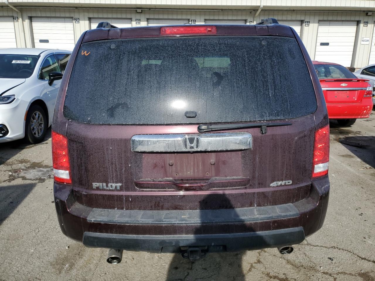 2011 Honda Pilot VIN 5FNYF4H65BB070759 Copart auction photo, side / rear end damage thumbnail 6