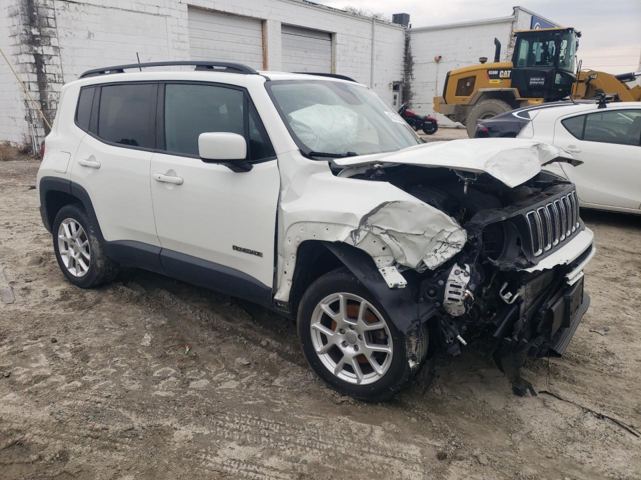 2020 Jeep Renegade VIN ZACNJBBB9LPL41423 Copart auction photo, front end / side damage thumbnail 4