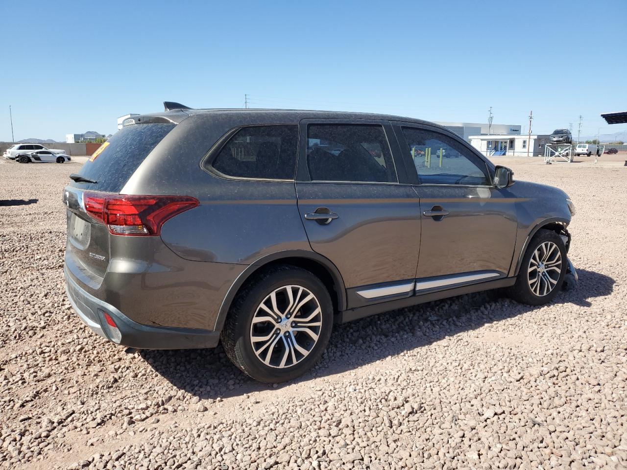 2017 Mitsubishi Outlander VIN JA4AD2A39HZ062690 Copart auction photo, front end damage thumbnail 3