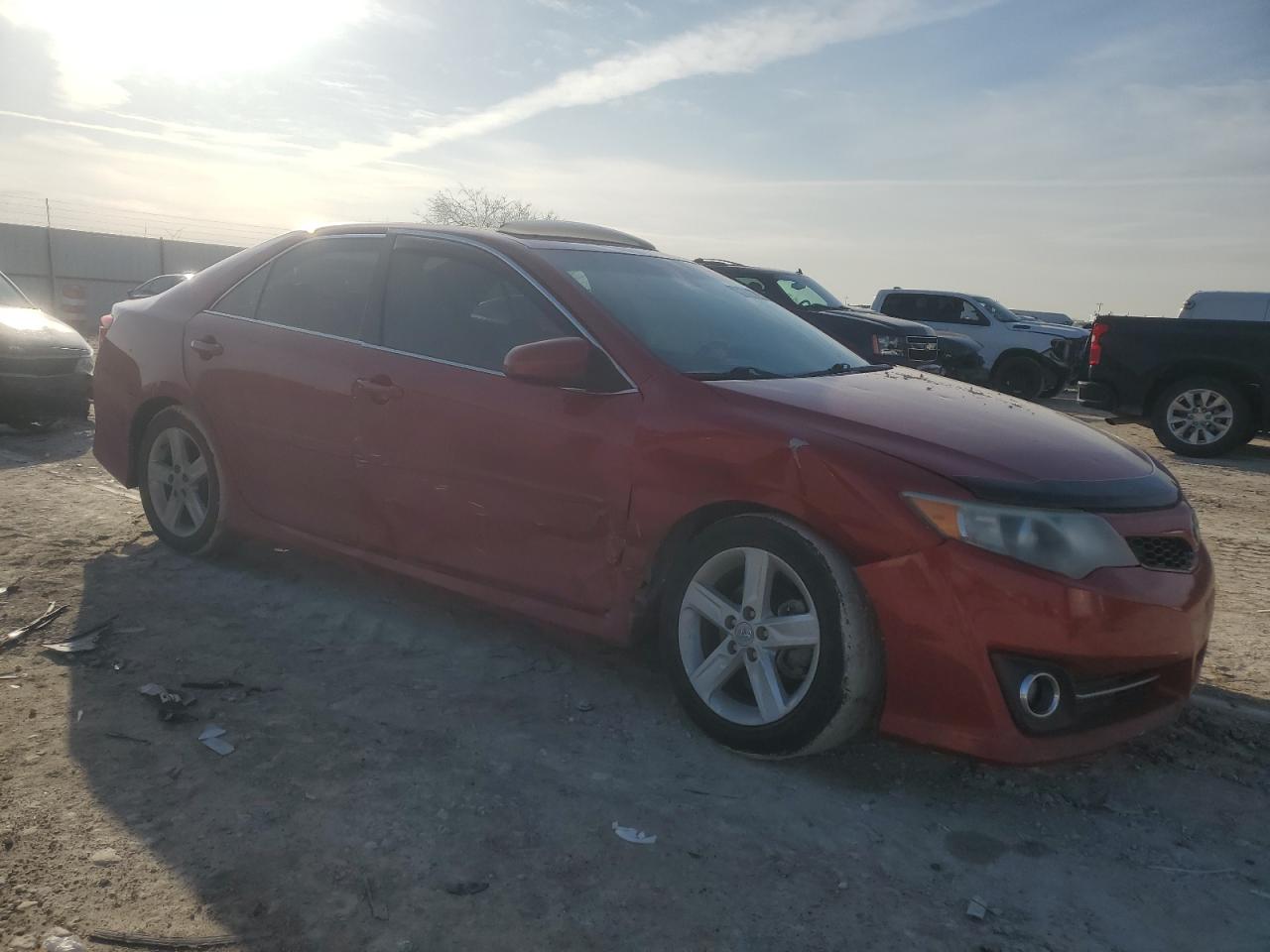 2013 Toyota Camry VIN 4T1BF1FKXDU652303 Copart auction photo, side / hail damage thumbnail 4