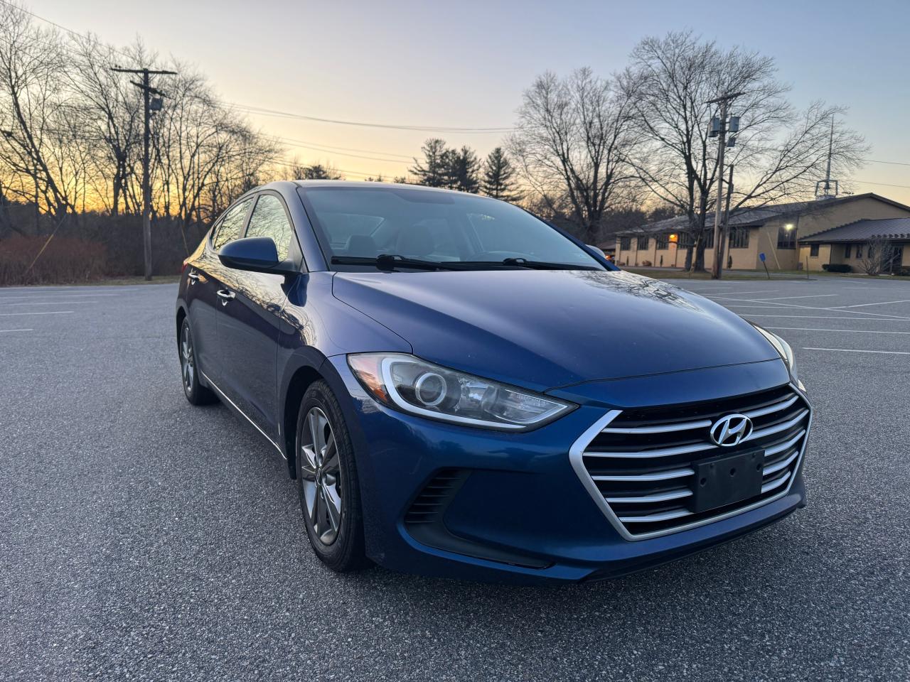 2017 Hyundai Elantra VIN 5NPD84LF6HH088357