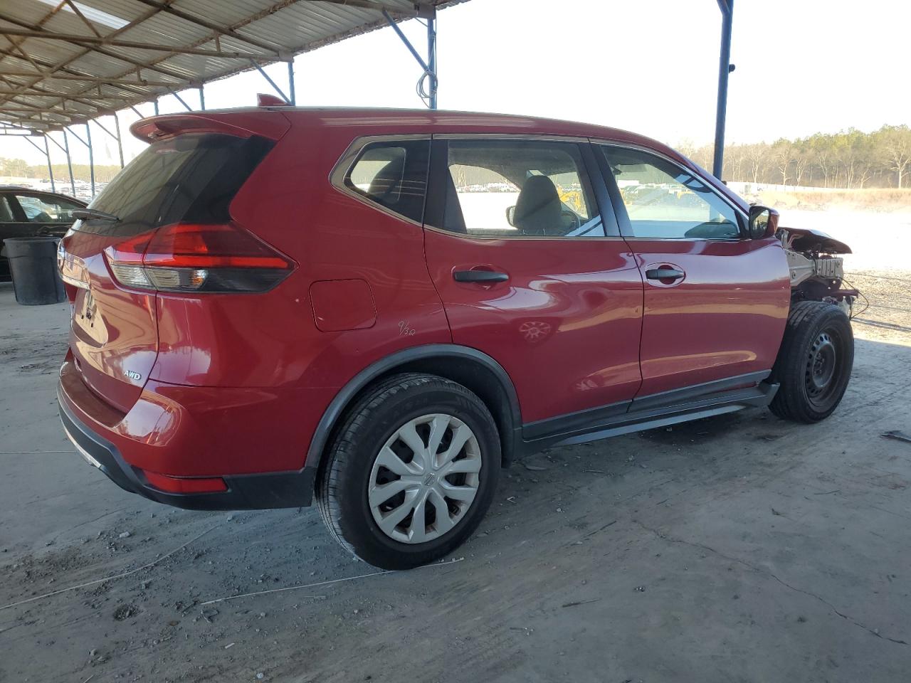 2017 Nissan Rogue VIN JN8AT2MV6HW267895 Copart auction photo, front end / minor dent/scratches damage thumbnail 3