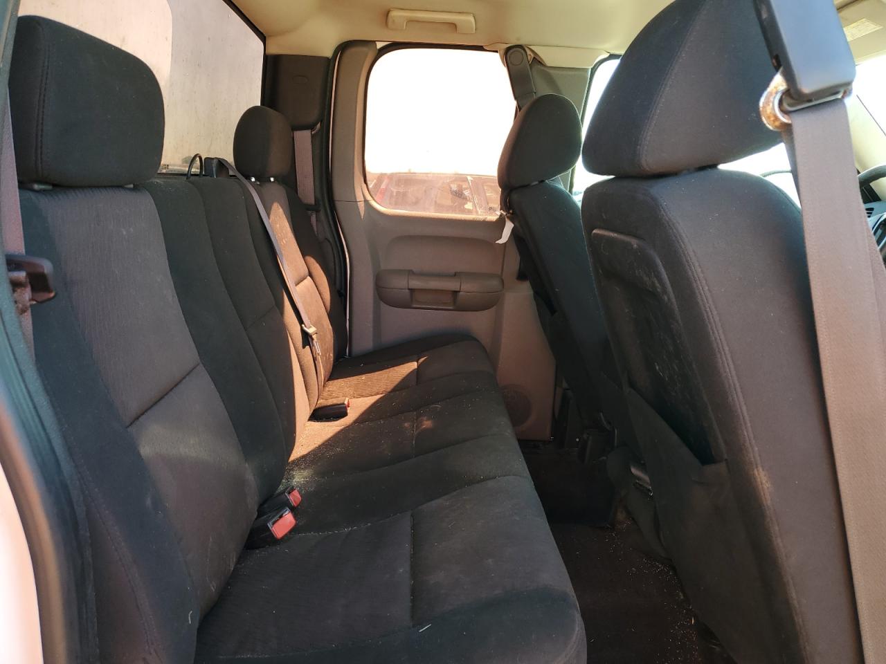 2011 GMC Sierra VIN 1GT21ZCG0BZ406782 Copart auction photo, rear end / minor dent/scratches damage thumbnail 10