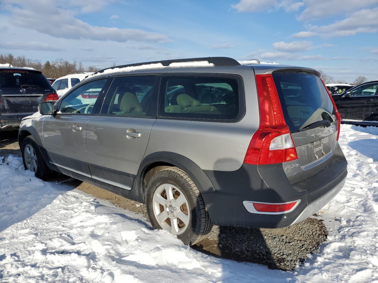 2008 Volvo XC70 VIN YV4BZ982781033881 Copart auction photo, front end damage thumbnail 2